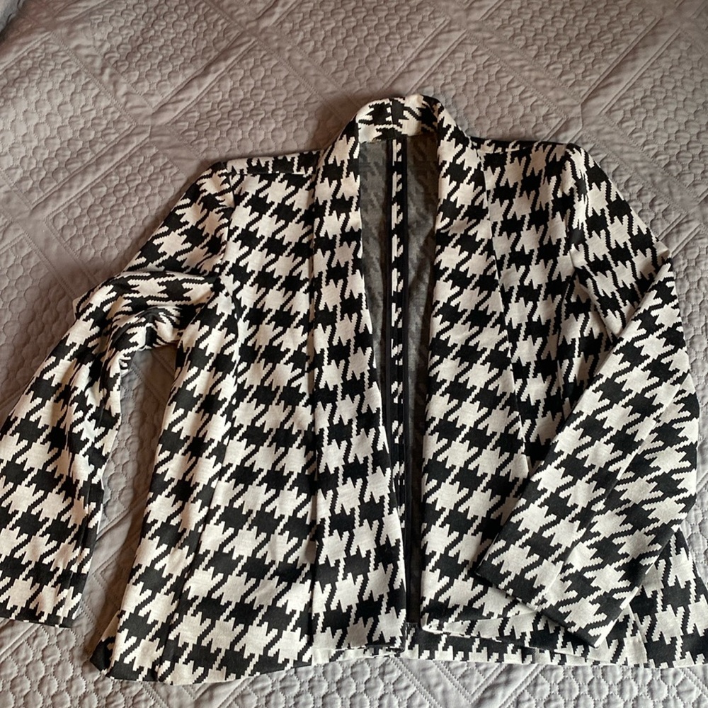 Women’s houndstooth Blazer